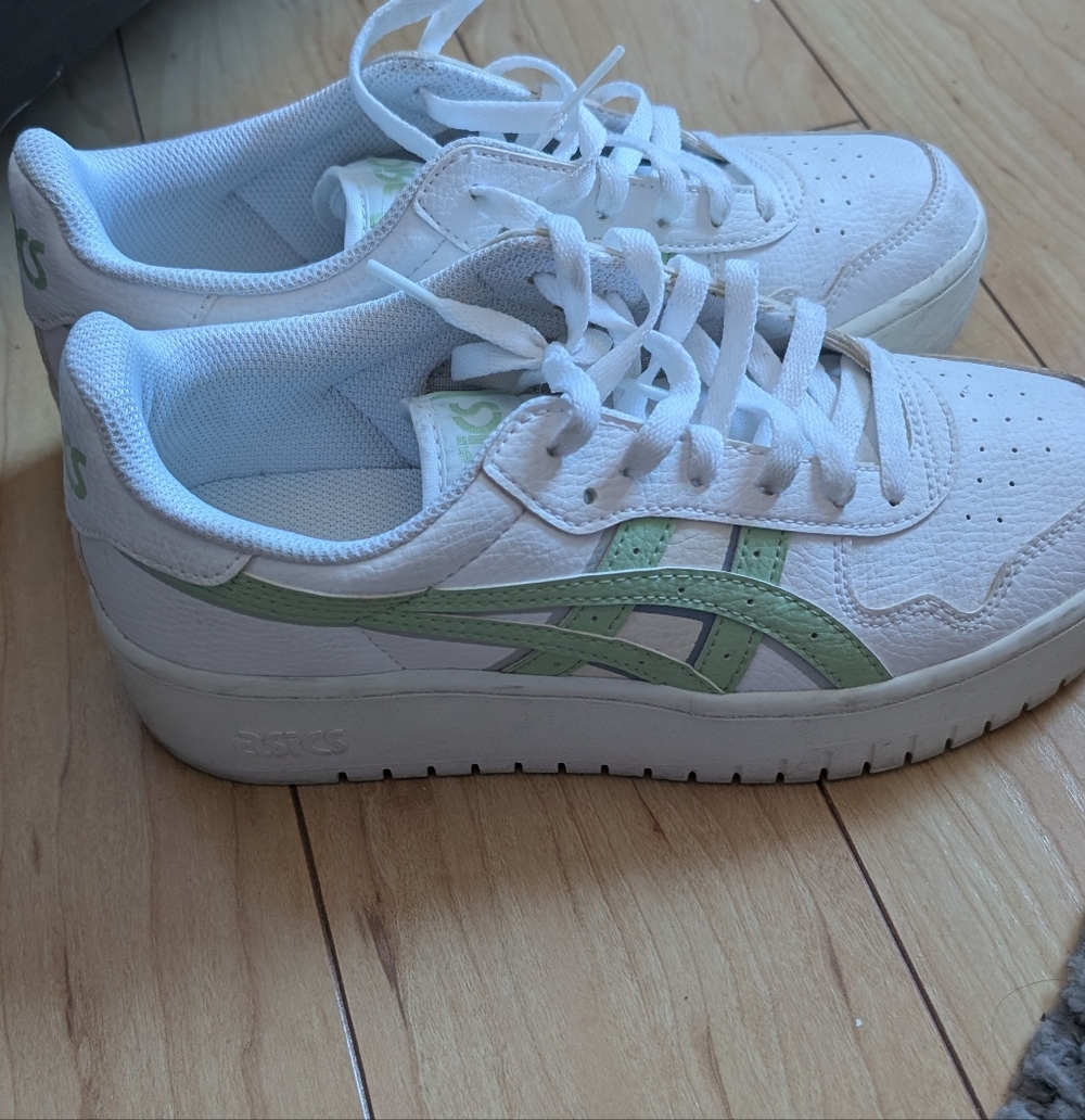 Asics Japan S